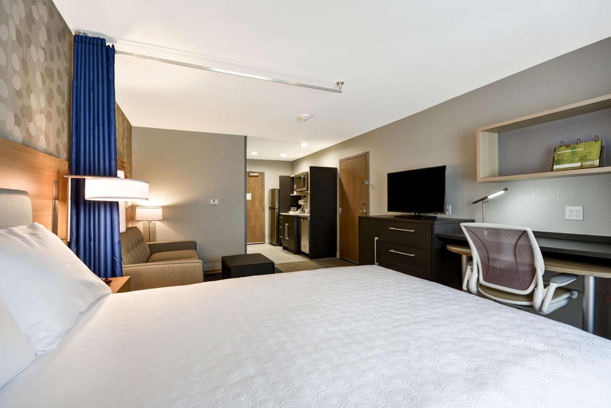 2 By Hilton